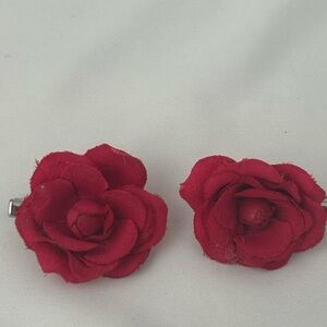 2 Fushia/Pink Flower Hair Clips EUC